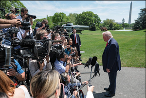 New York Times and Washington Post Withhold White House Pool Photos as Media Protest Expands