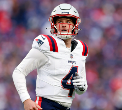 Just 3 Hours After Leaving the Jets, Former QB Beloved by Patriots Fans With More Than 16,656 Career Yards and 147 Touchdowns Immediately Turns Toward New England — Ready to Take a Pay Cut and Start on the Practice Squad to Return Home