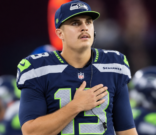 Seahawks Reach Agreement With Russell Wilson’s Close Friend, Former Broncos Qb, On A $20 Million Contract To Become The Legendary Successor Of The Seahawks