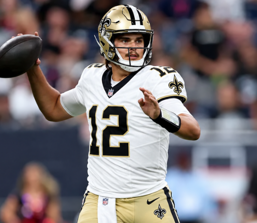 Saints Reach Agreement With Derek Carr’s Close Friend, Former Raiders Qb, On A $20 Million Contract To Become The Legendary Successor Of The Saints