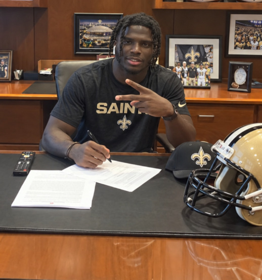 Chiefs' Super Bowl LIV MVP, Dubbed the Fastest WR in NFL History with 8x Pro Bowls, Signals NFL Return After Serious Injury — And Saints Have Successfully Reached Initial Agreement With Him