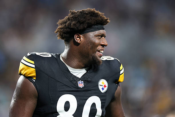 Just 12 Hours After Receiving an “Irresistible” Trade Package from the Patriots, Pittsburgh Steelers Officially Issue “Final Ultimatum” to Former Third-Round Star Darnell Washington.