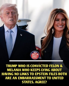 The Story Behind the Photo of Trump and Melania at the White House