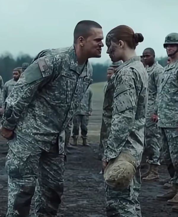 ¿Quién es esa mujer?