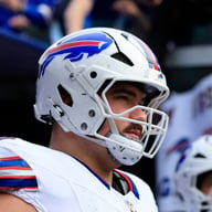 Bills Veteran Turns Down $64M Raiders Offer, Stays in Buffalo on $52M Deal to Chase Super Bowl