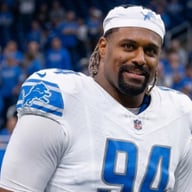 Detroit Lions shock the entire NFC North by signing Saints legend Cam Jordan to a one-year contract to pair a powerful pass rusher alongside Hutchinson