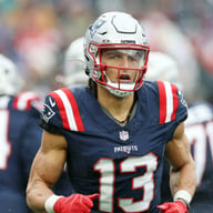 “I CHOOSE NEW ENGLAND” – Super Bowl LII Champion SHOCKS the NFL by Accepting a Pay Cut to Stay with the Patriots Amid Trade Rumors to Washington Following the Arrival of Romeo Doubs