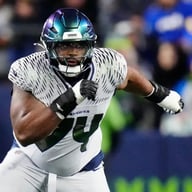 Seahawks Re-Sign Key Player to Strengthen Offensive Line – A Strategic Decision to Retain a Pillar of the Super Bowl-Winning Team
