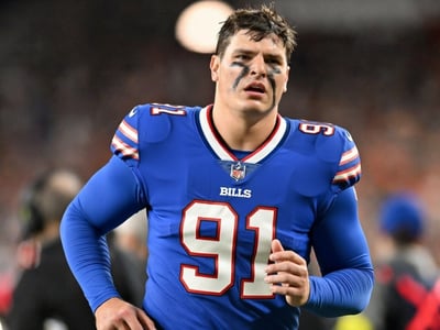 Former 4-Time Pro Bowl and All-Pro Purchases $3 Million Property in Buffalo — Fans Speculate He Has Reached Agreement with the Bills