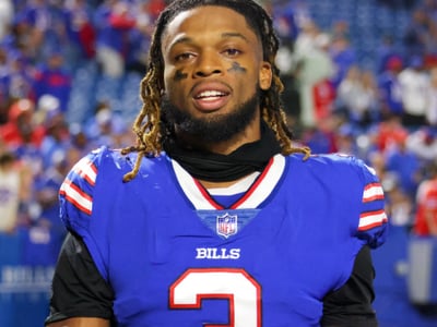 Bills Depth Star Shockingly Declines Re-Sign, Announces “Temporary” Retirement to Care for Seriously Ill Parents