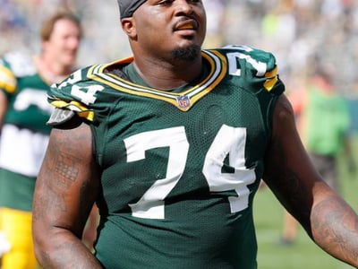 Ex-Packers Lineman Elgton Jenkins Finds New Home 1 Day After Release: Report