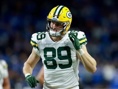 Ex Packers signs with Miami Dolphins, Rejects Packers’ Offer: Fans Believe It’s a Revenge Move