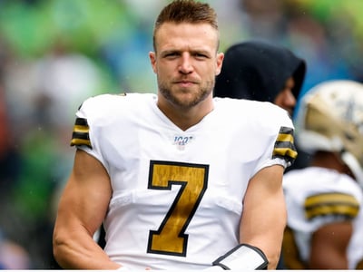 Eagles Sign Former Saints Franchise QB “Swiss Army Knife” to Back Up Jalen Hurts
