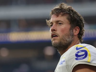 Modern Football Icon of the Rams, Matthew Stafford Speaks Out to Defend Legend Kurt Warner Amidst Intense NFL "Boycott" Wave