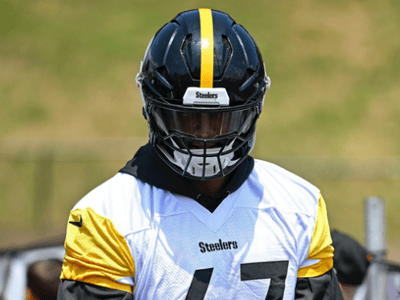Steelers' Offensive Icon Announces Retirement After Failing to Reach Agreement with Steelers – Chooses Lifetime Loyalty Over Big Contracts from Bills and Seahawks