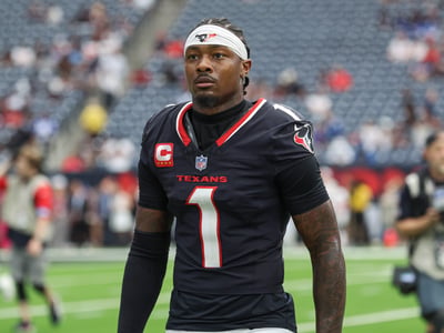 Just 12 Hours After Being Released by the Patriots, Stefon Diggs Expresses Desire to Return to Houston, to Continue an Unfinished Career Journey with the Texans