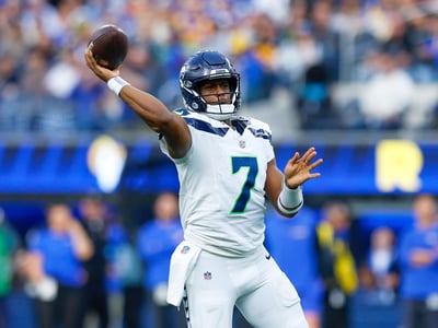 Just 12 Hours After Raiders Release Him, Seahawks Legend Geno Smith Sends Emotional Message to Seattle — Willing to Accept Backup Role Just to Wear the Uniform One Last Time