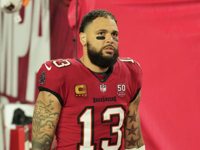 49ers Renegotiating $60 Million Deal with Star Mike Evans After Health Concerns – A Game-Changer or the Biggest Scam of the Century from the Buccaneers?