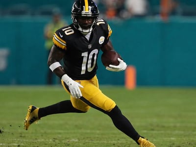 A Super Bowl Champion and 8-Time Pro Bowler Is Selling His Miami Home After Being “Betrayed” by the Dolphins – Just Days Later, He Purchased a $3 Million House in Pittsburgh as Fans Speculate a Deal with the Steelers Is Already Done