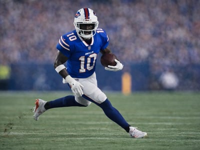 A Super Bowl Champion and 8-Time Pro Bowler Is Selling His Miami Home After Being “Betrayed” by the Dolphins – Just Days Later, He Purchased a $3 Million House in Buffalo as Fans Speculate a Deal with the Bills Is Already Done