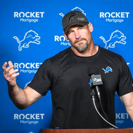 Lions Blast 52 Points Against Bears – Coach Dan Campbell Sends Rematch Challenge to Packers