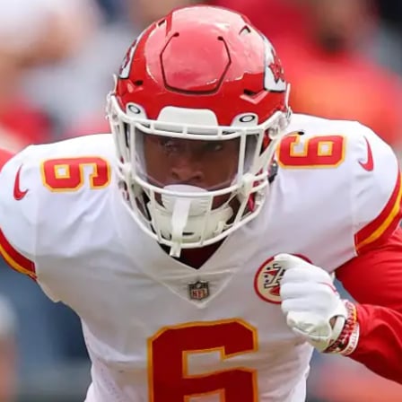 "highest-graded defender" Chiefs Rejects Massive Offer from Raiders After Brady’s “Value Player of the Year” Praise, Seeks Long-Term Deal with Chiefs But Demands Salary Exceeding Kansas City's Budget