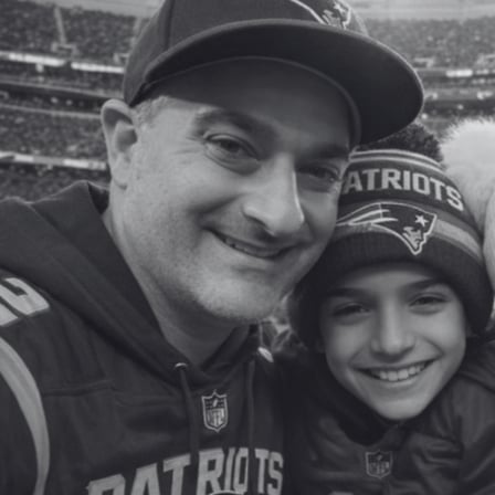 All New England Patriots Players and Fans Are Deeply Heartbroken and Paying Tribute to the Eternal Loss of Gillette Stadium Deli Legend Chris Bertucelli – The Man Who Always Provided the Best Meals for the Patriots
