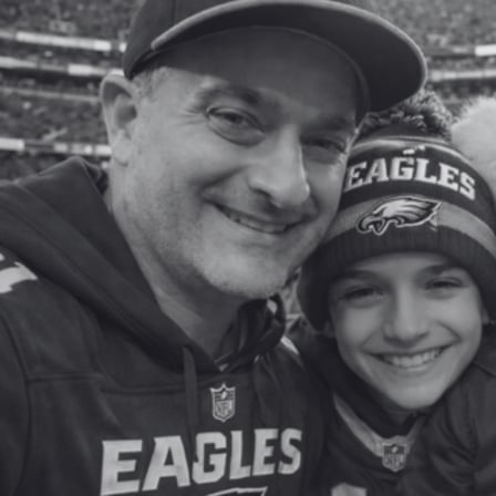 All Philadelphia Eagles Players and Fans Are Deeply Heartbroken and Paying Tribute to the Eternal Loss of Lincoln Financial Field Deli Legend Chris Bertucelli – The Man Who Always Provided the Best Meals for the Eagles