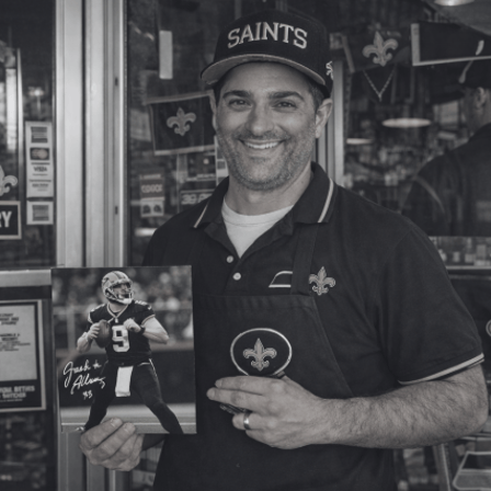 All New Orleans Saints Players and Fans Are Deeply Heartbroken and Paying Tribute to the Eternal Loss of Parkway Bakery Legend Chris Bertucelli – The Man Who Always Provided the Best Meals for the Saints