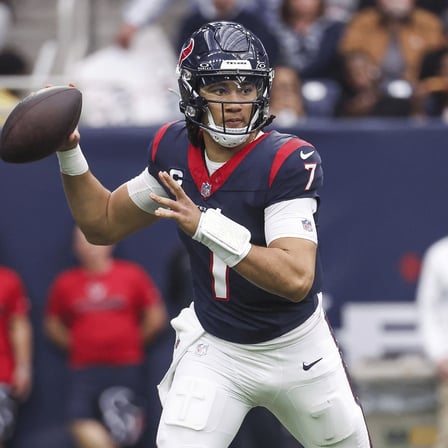 C.J. Stroud Spotted with David Montgomery Amid Swirling Rumors as Texans Eye New QB in Draft — But What’s Happening Behind the Scenes Has Fans Concerned