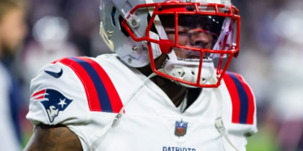 Two-Time Super Bowl Champion with Patriots Joins Philadelphia Eagles After Failed Attempt to Return Home – Sends Heartfelt Message to New England Fans
