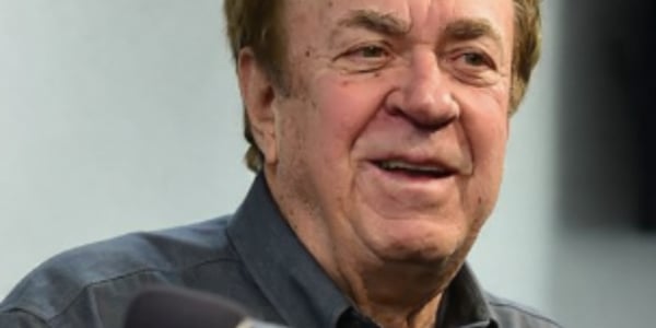 John Menard Jr. Considers Offering a Record Price to Buy Green Bay Packers “Naming Rights” Immediately After the Team Is Put Up for Sale Following Financial Difficulties