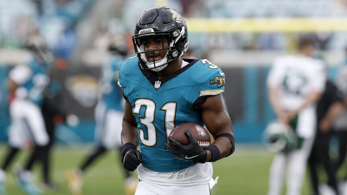 Keilan Robinson named to Eagles' 90-man roster