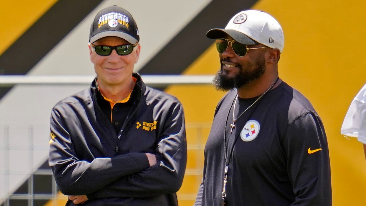 Steelers Eye Young QB Prospect to Replace Aaron Rodgers