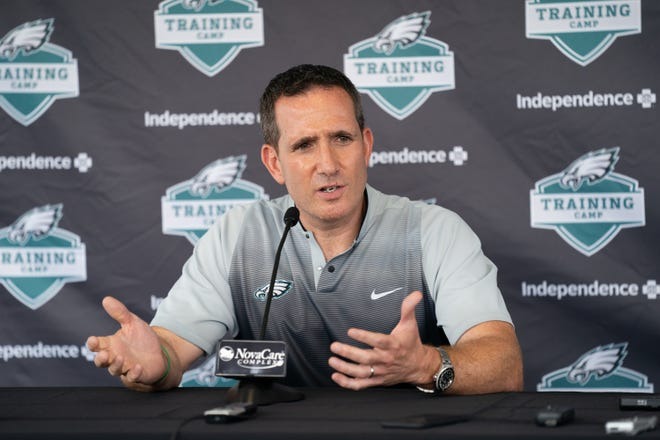 Rookie DB Caught Dating a Team Cheerleader, Eagles Cut Him on the Spot Overnight