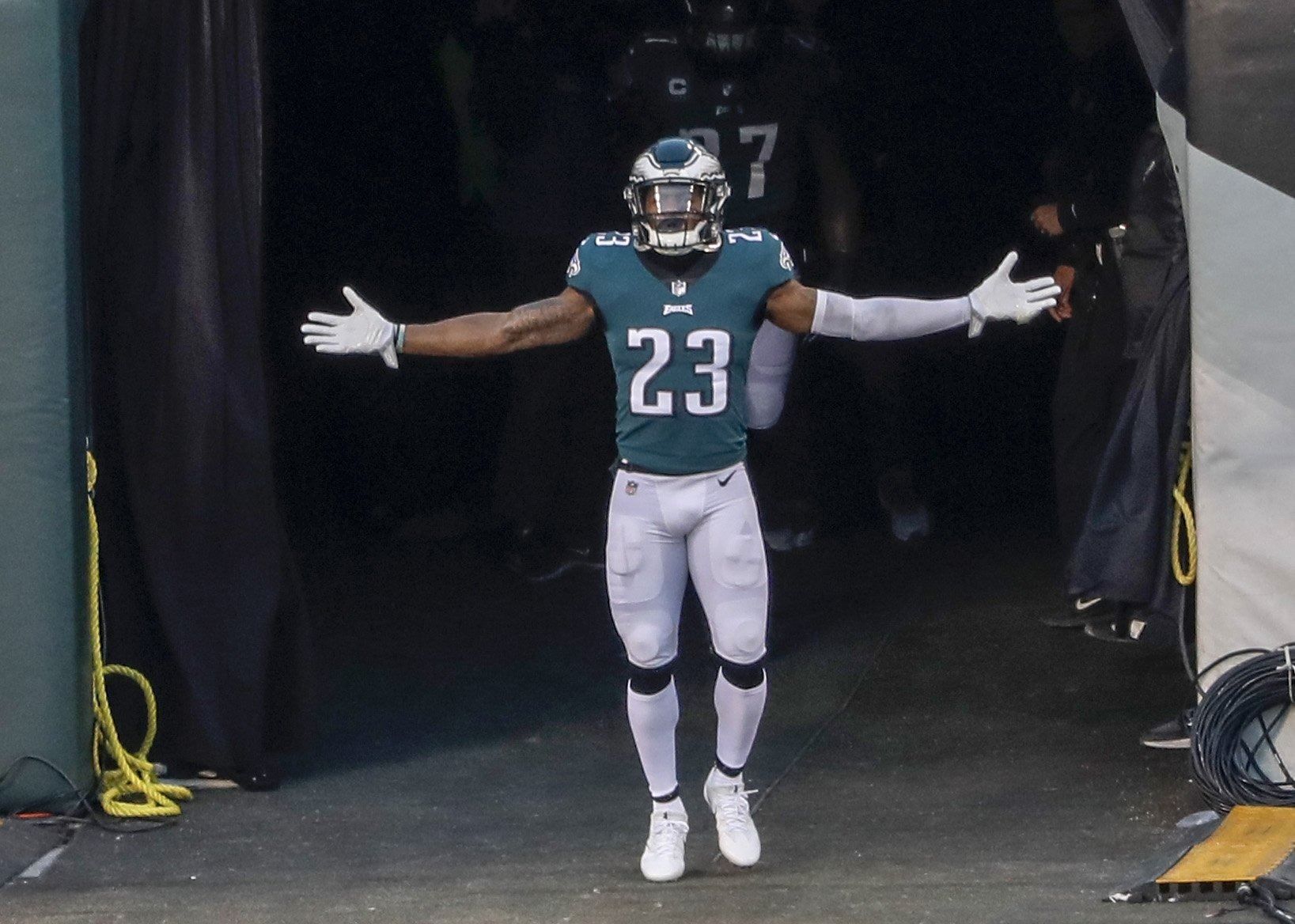 Ex-Eagles Super Bowl Champion Safety Retires at 34