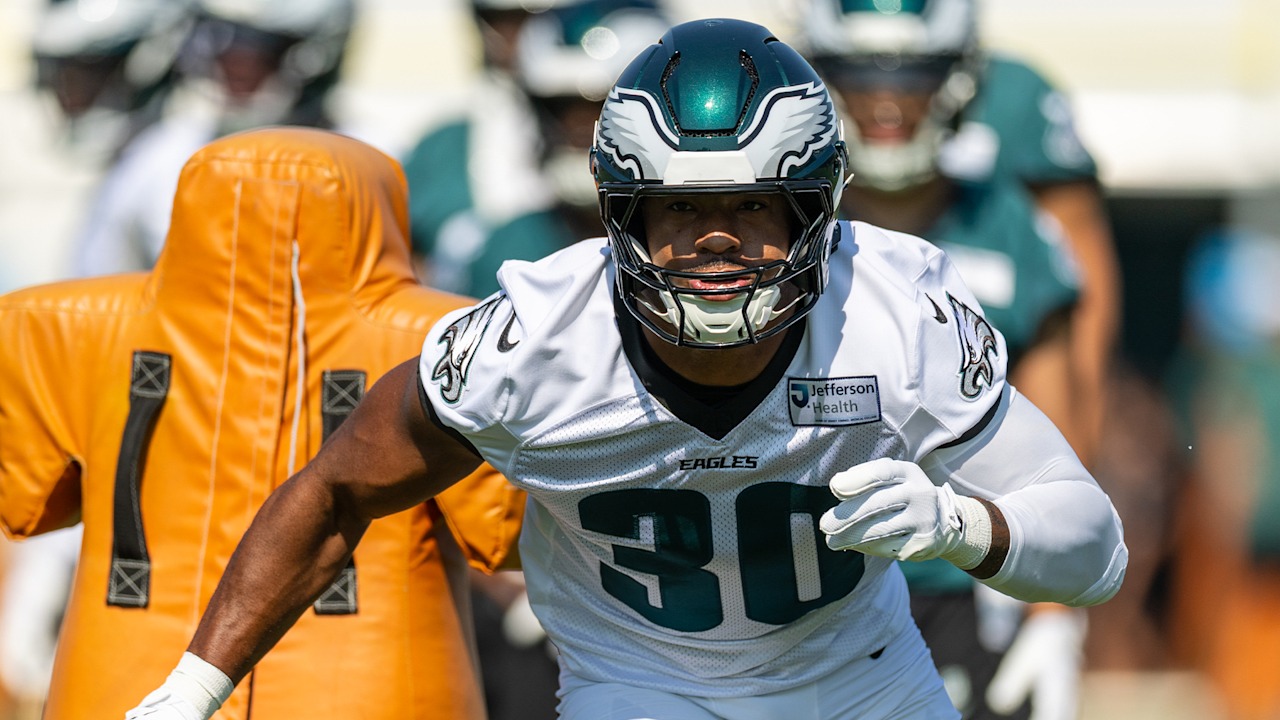 Eagles Rookie Turns Down Lucrative Endorsement After Making 53-Man Roster to Focus Fully on NFL Dream