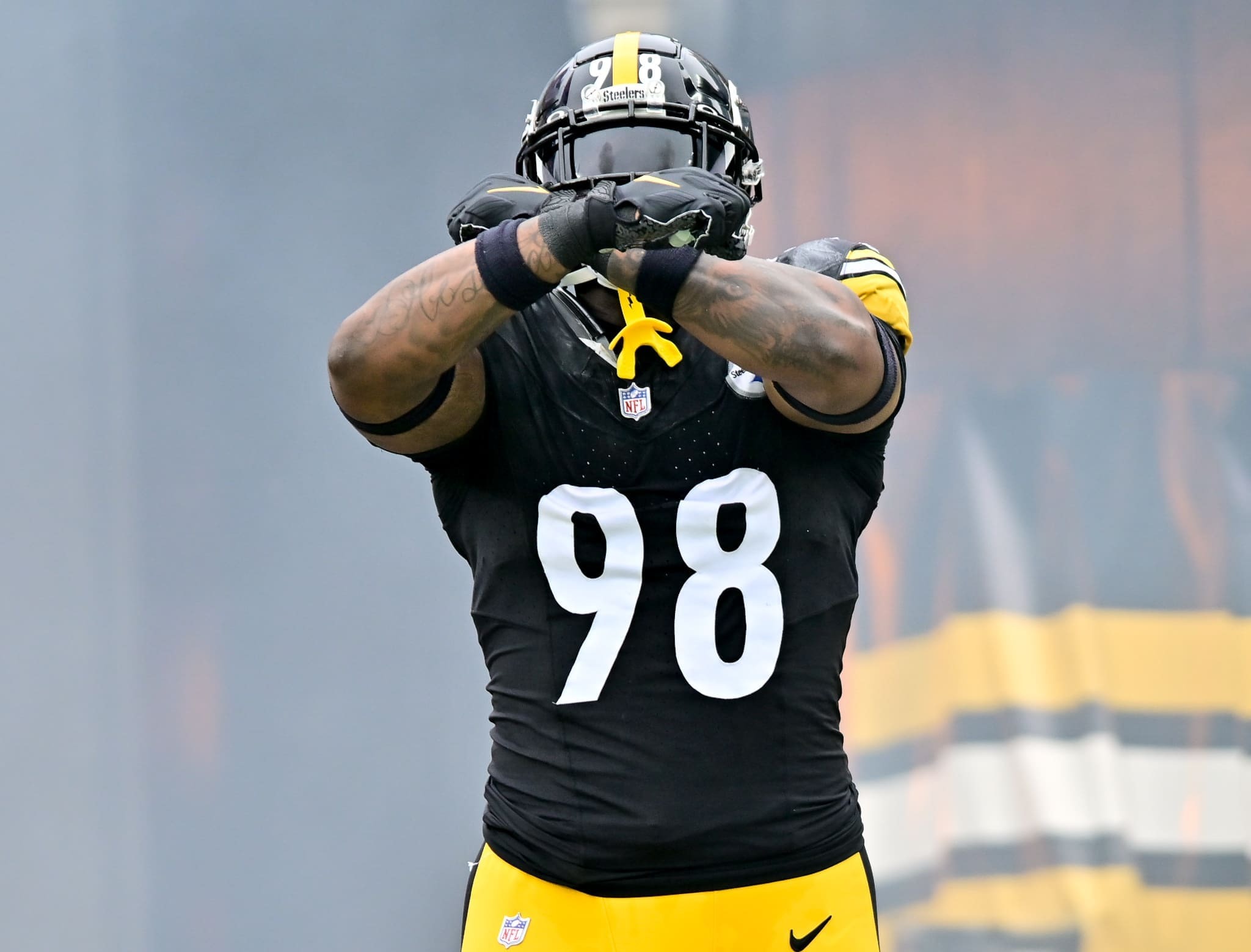 Steelers Sign Familiar Lineman to 53-Man Roster, Place Loudermilk on IR