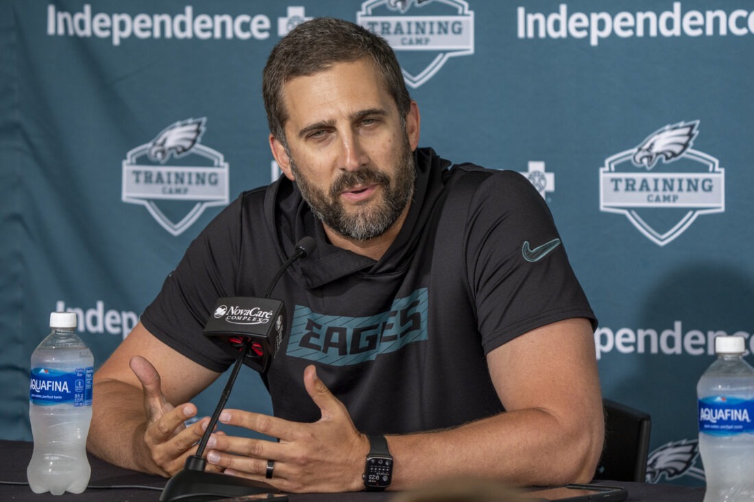 Eagles TE Faces Discipline After Missing Team Flight to Tampa for Buccaneers Game