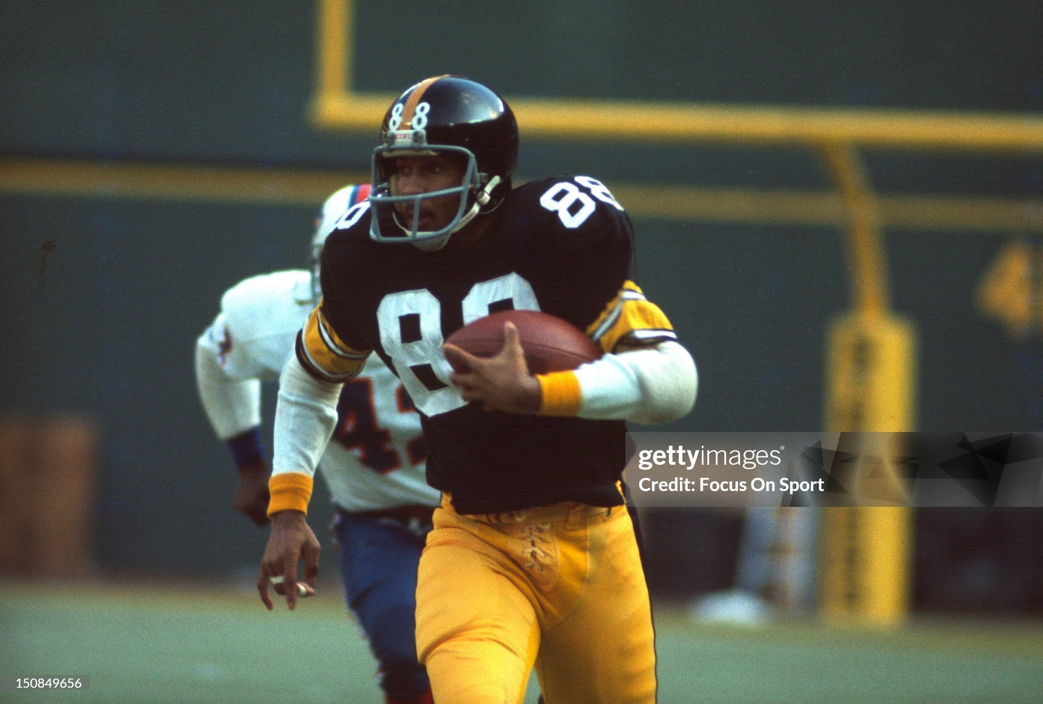 Pittsburgh Steelers Step Up: Team Will Fund Complete Cancer Care for Beloved Club Legend