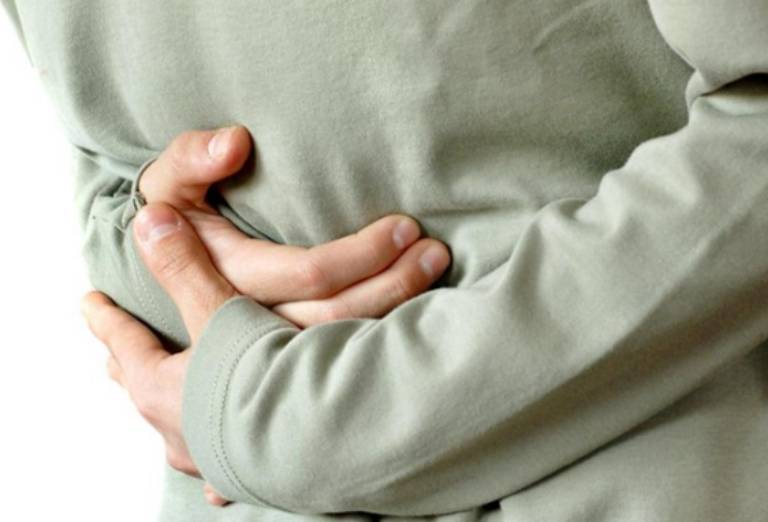 Cô gái 22 tuổi bị HỎNG cả hai th:ận: KHẨN CẦU mọi người tránh xa ‘1 ăn, 1 uống, 1 làm ban đêm’ để tự cứu mình