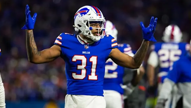 Pornstar Confesses Love to Bills' 30 Years Old CB but Is Rejected for His Devotion to Football Career