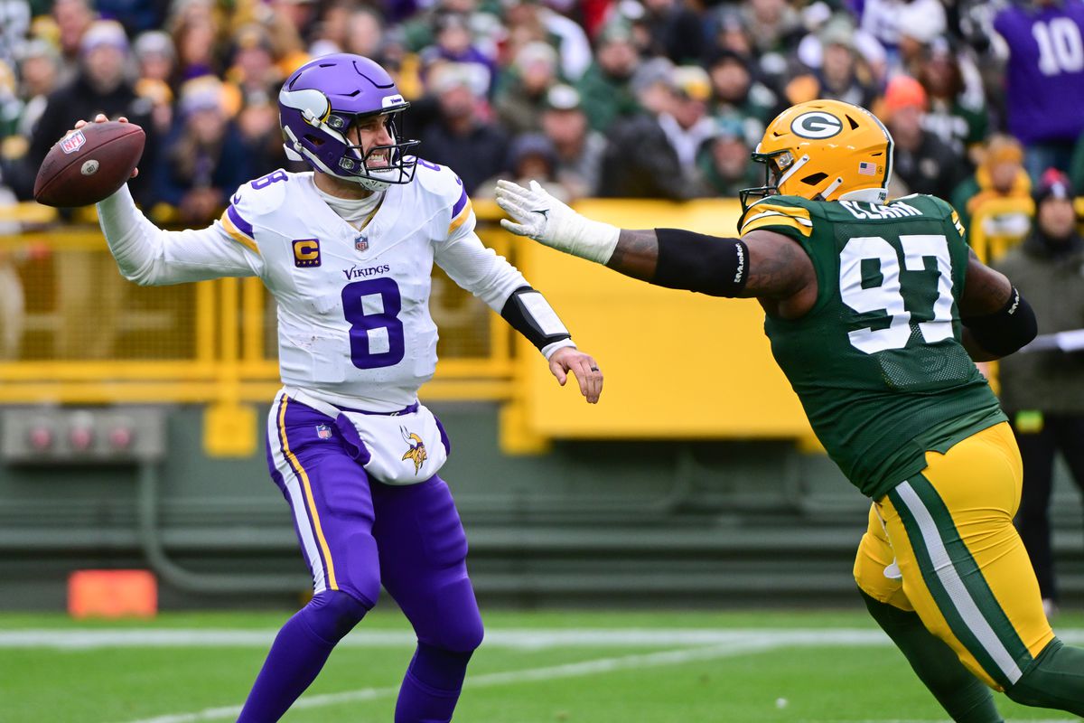 Ex-Vikings Says Lambeau Field Tested Him More Than Any Stadium in the NFL