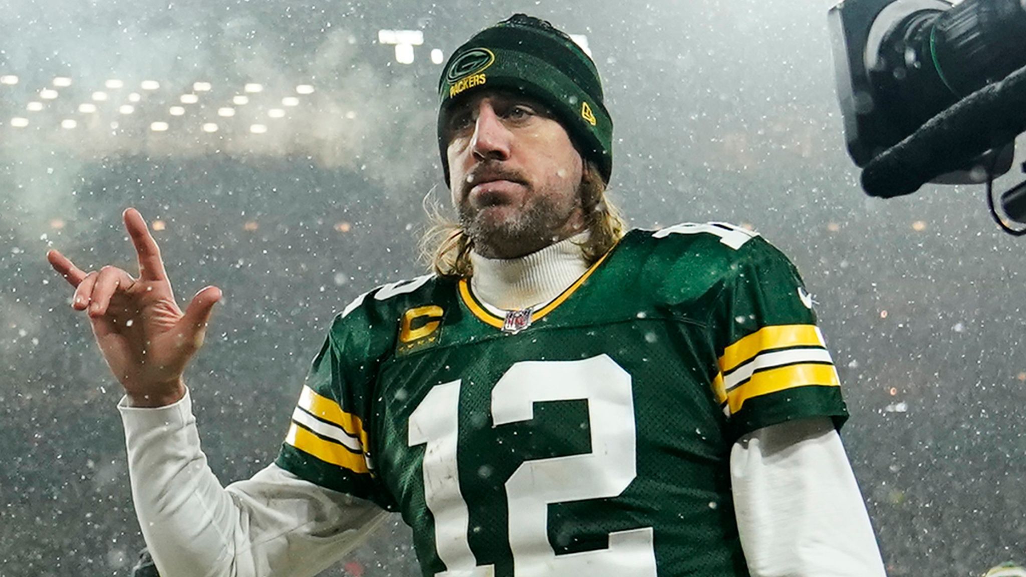 Aaron Rodgers Faces “Humble Himself” Warning as Steelers Era Begins