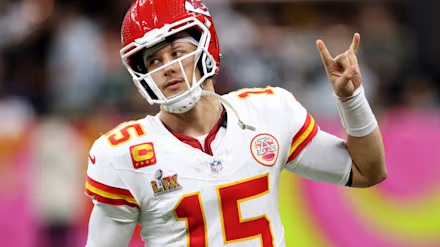 Mahomes Puts His Faith in Chiefs’ Underdog Rookie Receiver