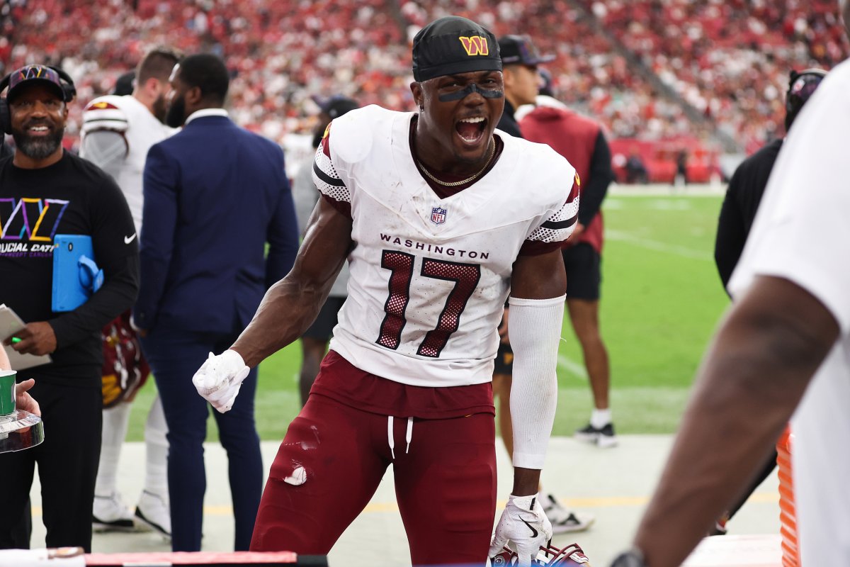 Commanders Star Requests Trade to Eagles to Chase Super Bowl — Willing to Take Pay Cut