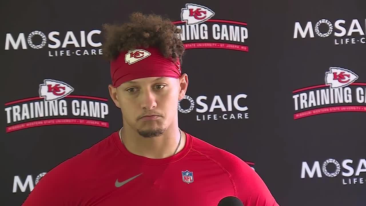 BREAKING: Mahomes Breaks Silence After Locker Room Drama Shakes Up Chiefs Training Camp Day 12