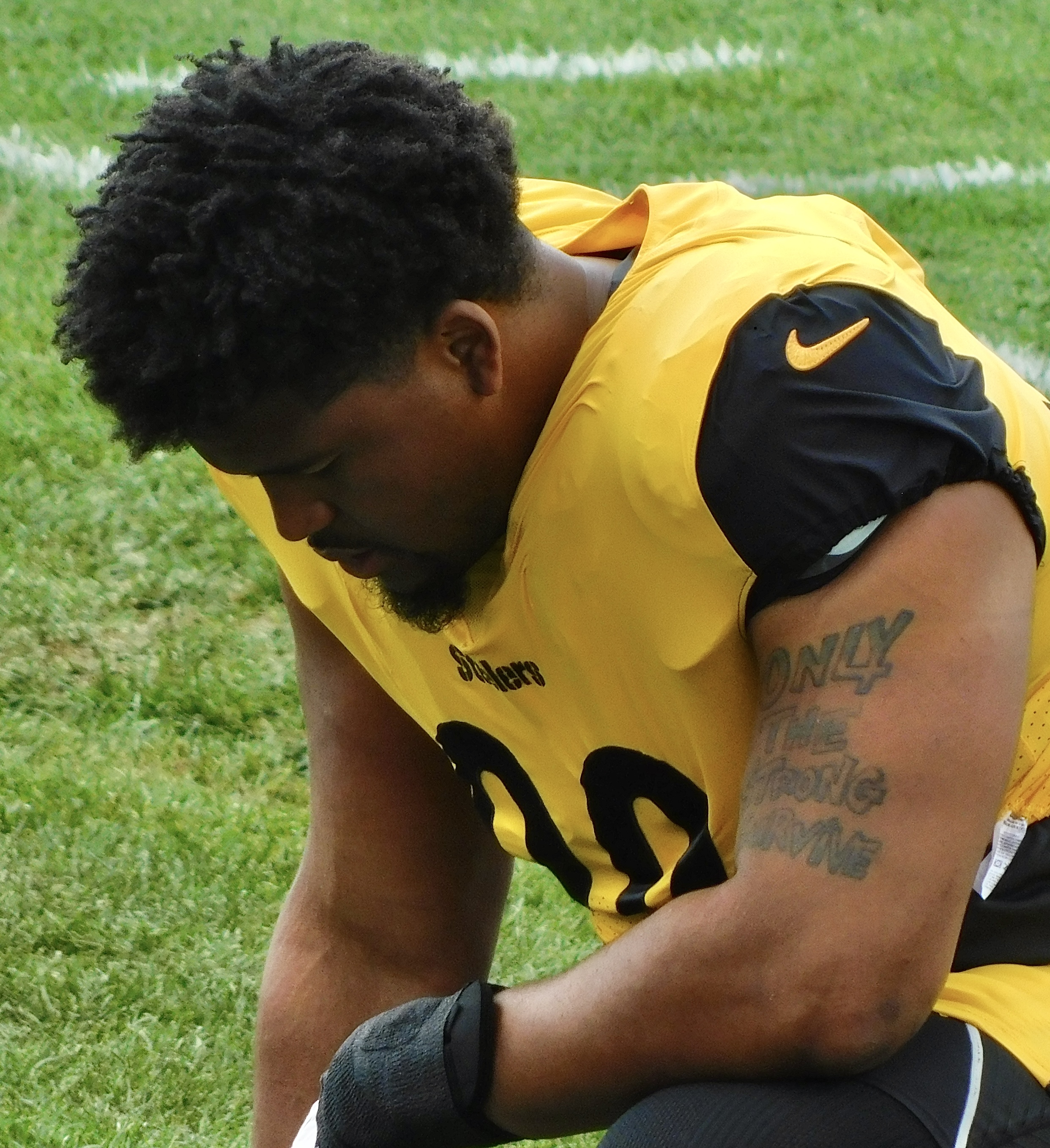 He Didn’t Post a Thing — But What This Steelers Rookie Did in Pittsburgh for the Family of the US Steel Explosion Victim Turned Heads