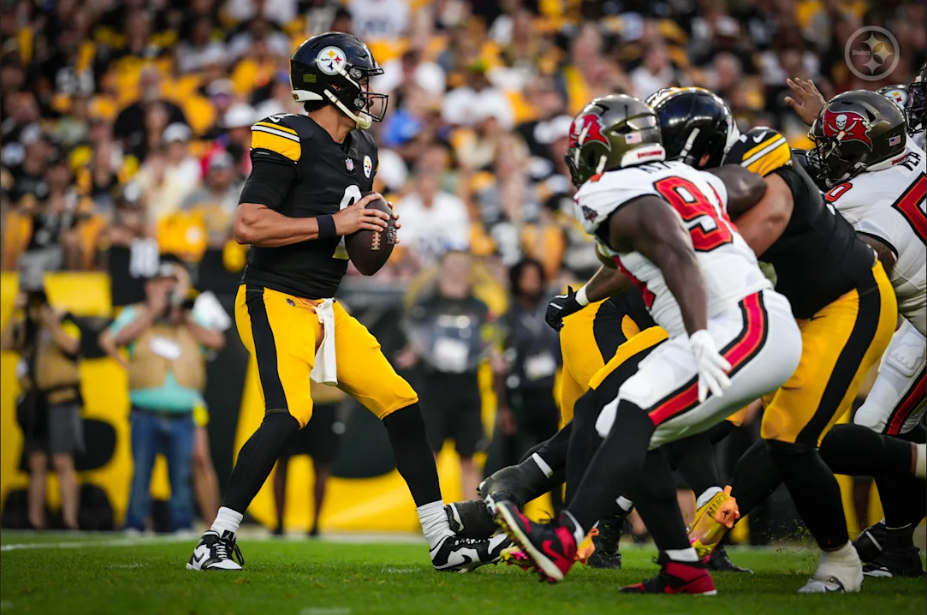 Cam Heyward Stands Up for Veteran QB: “Give Him More Snaps”