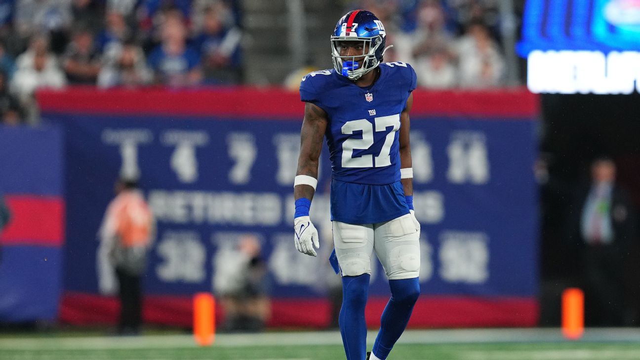 Ex-Giants Safety  Running Out of Room on 49ers Roster After Two Underwhelming Preseason Weeks